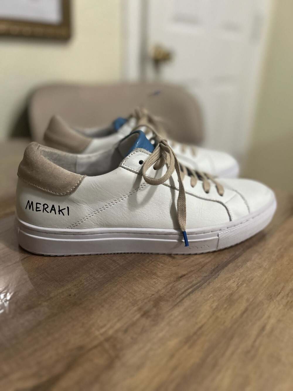 Meraki Leather Low-Top Sneakers with Suede Heel Detail